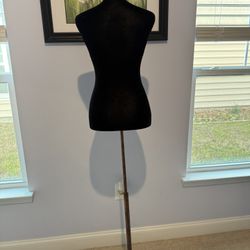 Female Mannequin Dress Form 