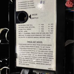40-Selection Snack Vending Machine – High Capacity, Ready to Use