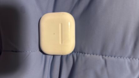 Apple AirPods 3rd Generation MagSafe Charging Case Only – A2566