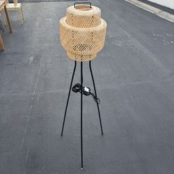 IKEA SINNERLIG Floor lamp, bamboo/handmade Very Good Condition 