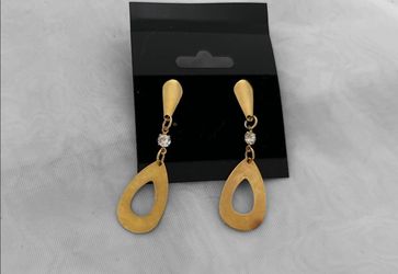 18k Gold Plated Teardrop Earrings