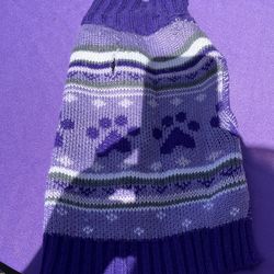 Dog sweater sz med $2