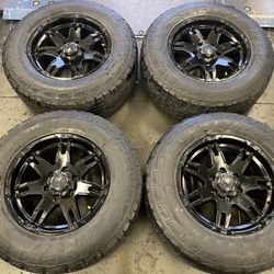 17in Ultra Motorsport Truck Wheels 6x5.5 (6x139.7) CHEVY SILVERADO TAHOE GMC SIERRA NISSAN TITAN