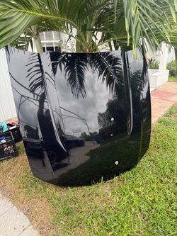 2010-2012 Ford Mustang Hood