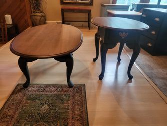 Queen Anne Style coffee and end table