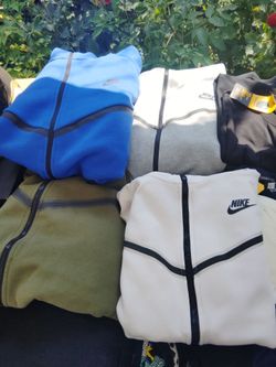 Nike tech Size L, M, S