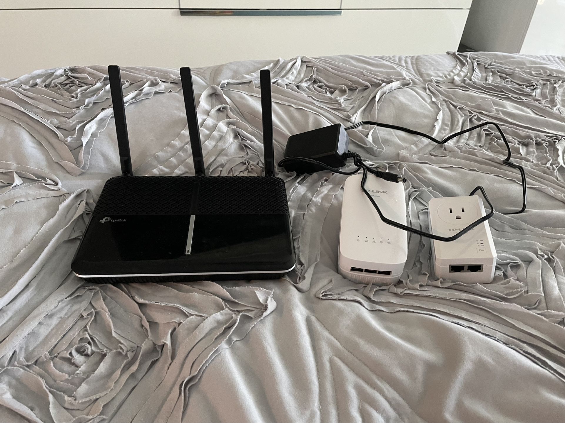 TP Link router and extenders