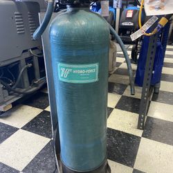 Erie Water Softener - Auto Recharge with Stand AC40 