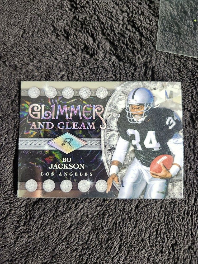 2024 Topps Resurgence Hof Bo Jackson Glimmer And Gleam Insert Football Card