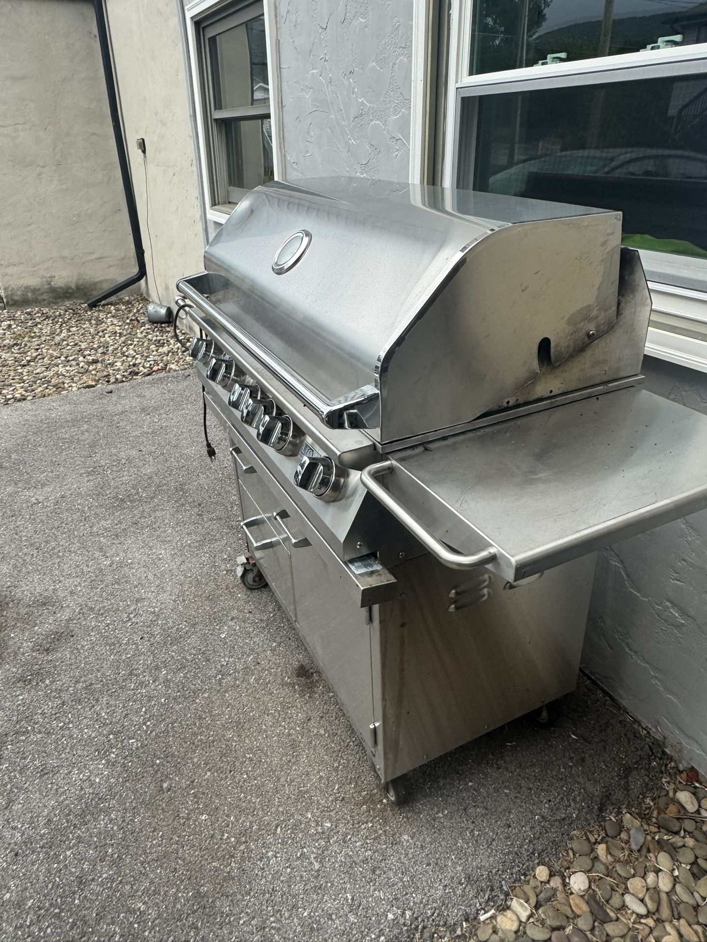 Lion L90000 Grill