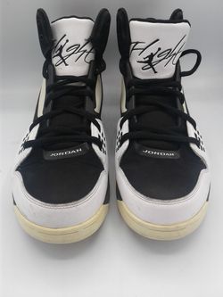 Jordan flights men's size 12.