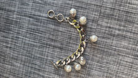 silver bracelet with not real pearls