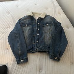 XL women’s jean jacket