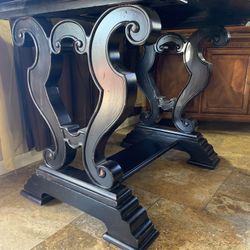 Kingstown Sienna Bistro Tommy Bahama Dinning Table