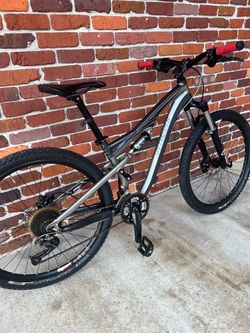 Specialized Full Suspension Mountain Bike size small