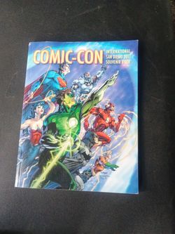 Comic-con souvenir books