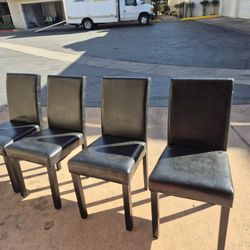 Set Of Chairs 