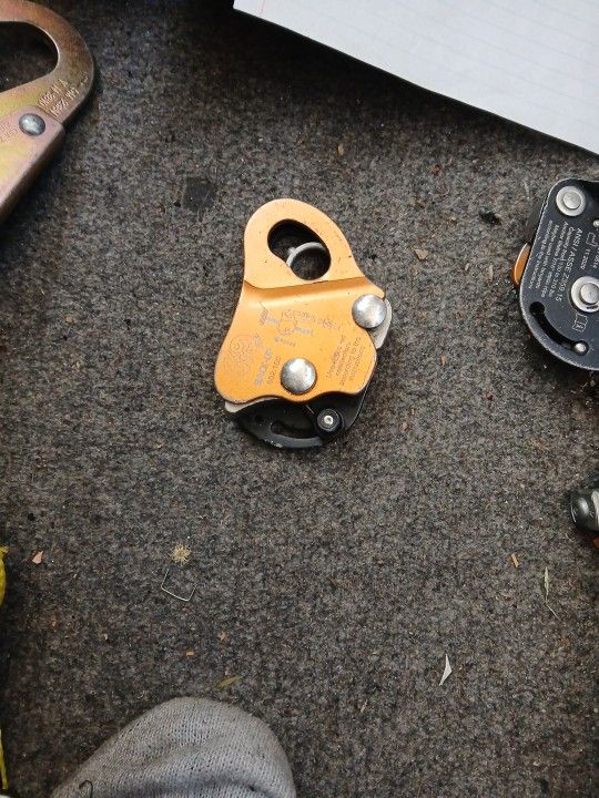 Kong Back Up Fall Arrester.