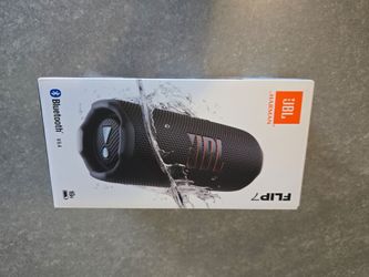 JBL Flip 7 waterproof speaker + cases