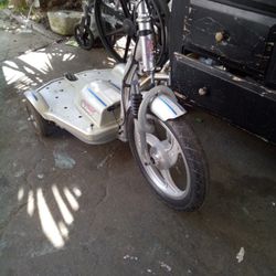 Electric  Tricycle 