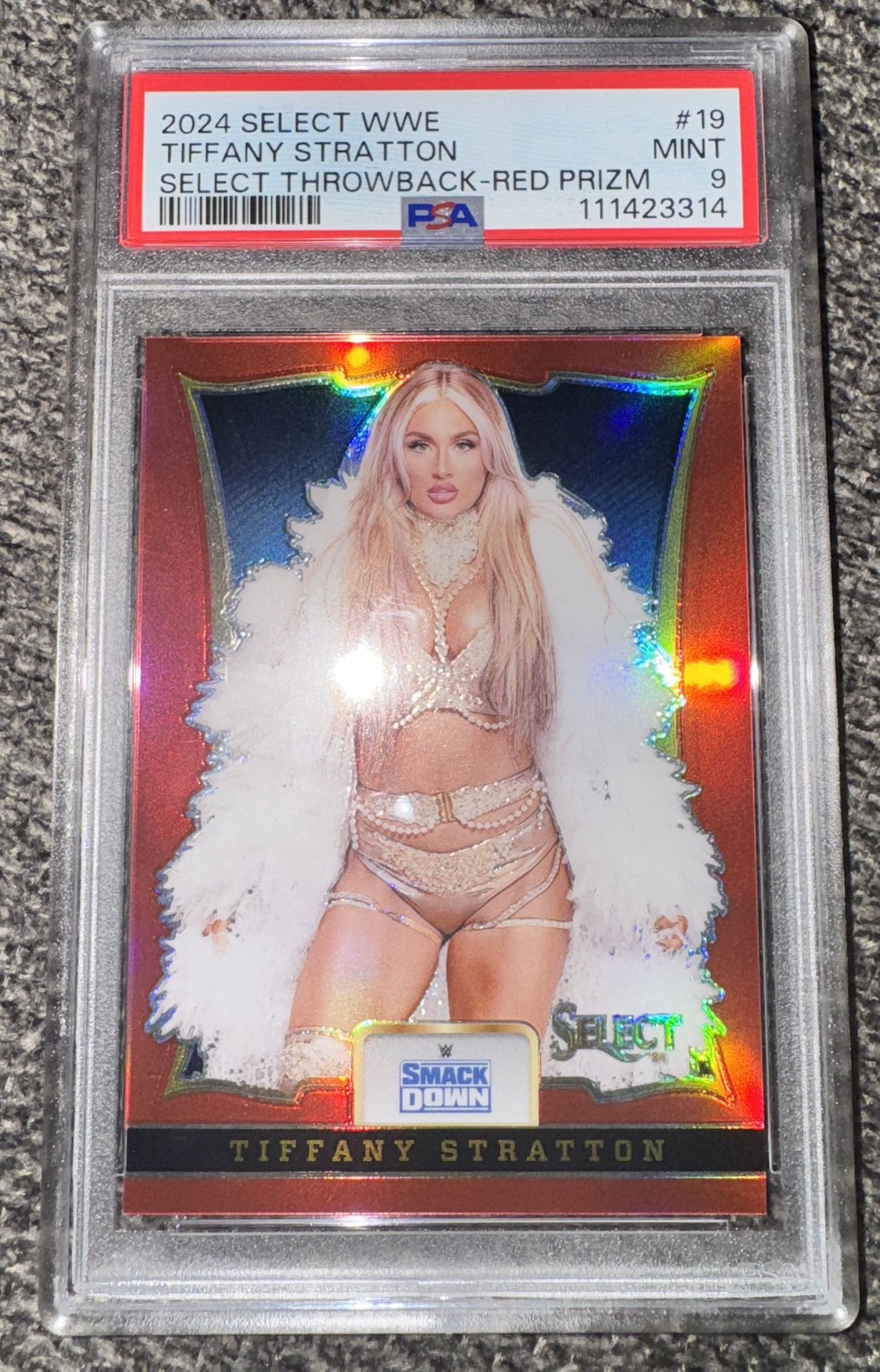 WWE - PSA - Panini Select - Tiffany Stratton - Throwback 