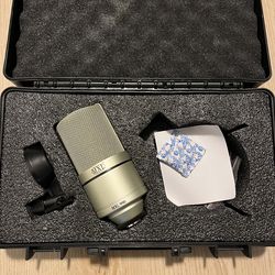 Free microphone MXL 990 XLR condenser