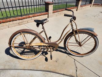 1941 Schwinn Balloon Bicycle girls 26 inch parting out