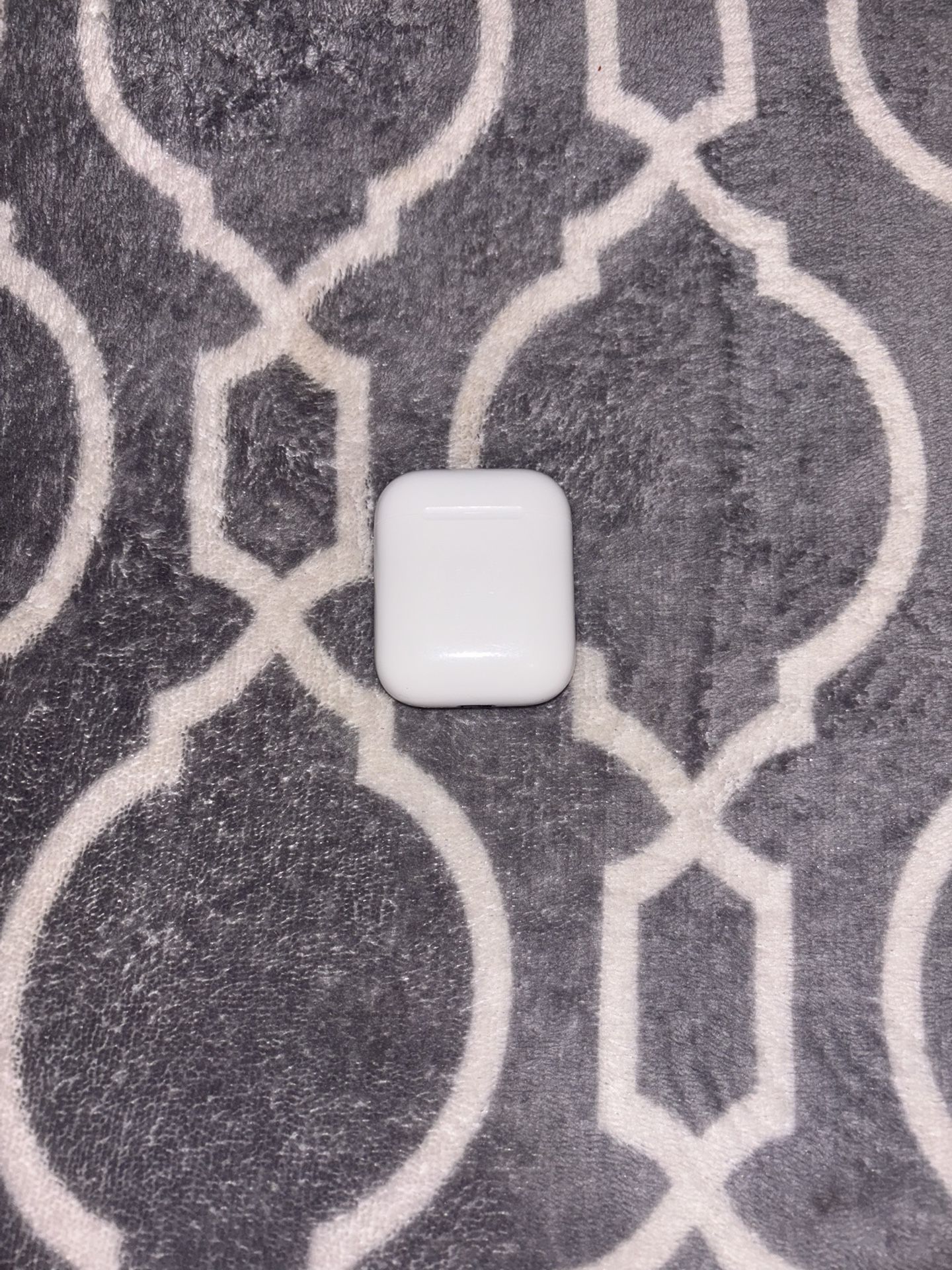 Apple AirPods 2nd Gen