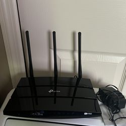 TP Link Internet Router 