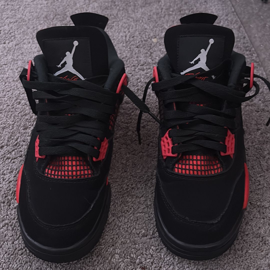 Nike Air Jordan 4 retro