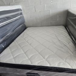 Awesome SALES MATTRESSES COLCHONES AVAILABLES ALL STYLES AND SIZES BRAND NEW 🙌 🏡 