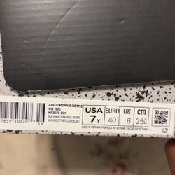 Jordan 5 Metallic Black