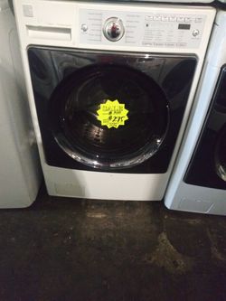 SALE PRICE !! Kenmore front load washer working perfectly with 4 months warranty