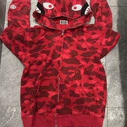 Red Bape Hoodie (M)