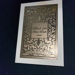Lattafa Fakhar perfume