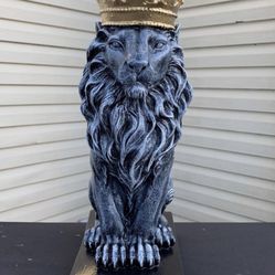 King Leo The Lion Statue 
