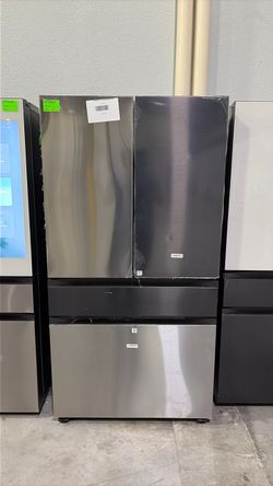 Samsung RF29BB8600AP Bespoke Standard Depth 28.8-cu ft French Door Refrigerator with Dual Ice Maker MSRP $2,999