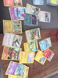 Pokemon Trading Card Lot Mixed Cards