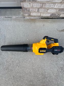 Brand new DeWalt blower