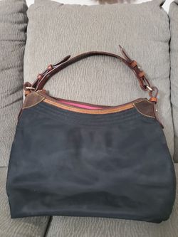 Dooney & Bourke Bag