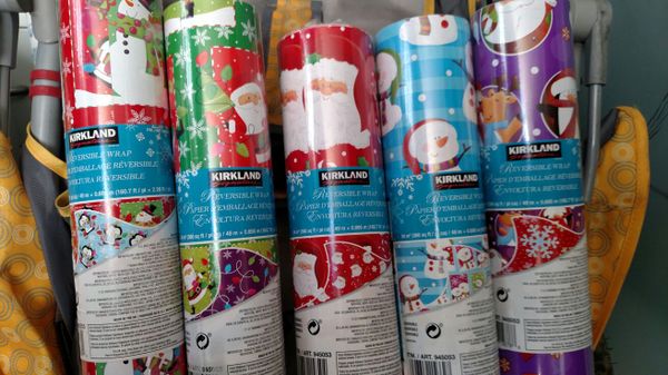 Brand New Costco Reversible Christmas Wrapping Paper for