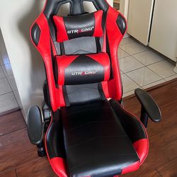 Gaming chair