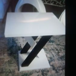 Black And White Laquer Modern Side Table,$20