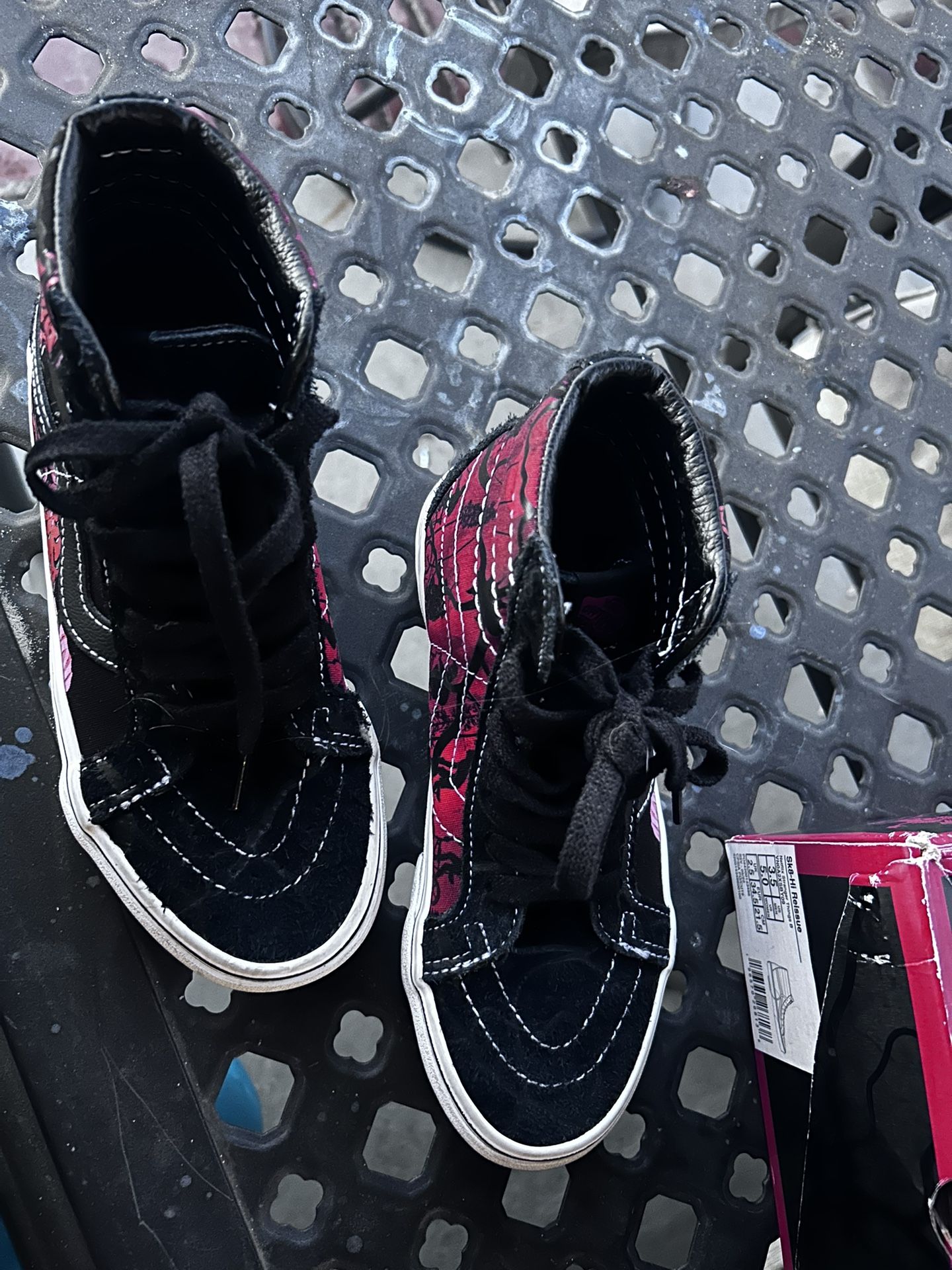 Vans Sk8-Hi Reissue Stranger Things