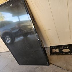 Sanyo 55" TV No Sound With Mount
