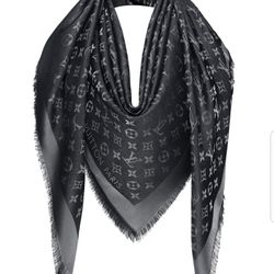 Louis Vuitton Monogram black shine shawl