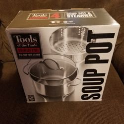 Tools of the Trade Stainless Steel 4 Qt. Soup Pot with Steamer 