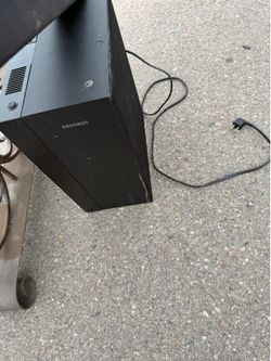 Samsung sound bar with base