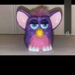 Purple Furby Electronic Toy – Pink Ears, Blue Eyes – Vintage Interactive Figure
Price: $18 Pickup  