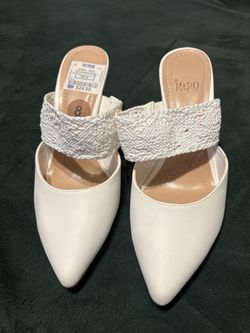 Kitten heels